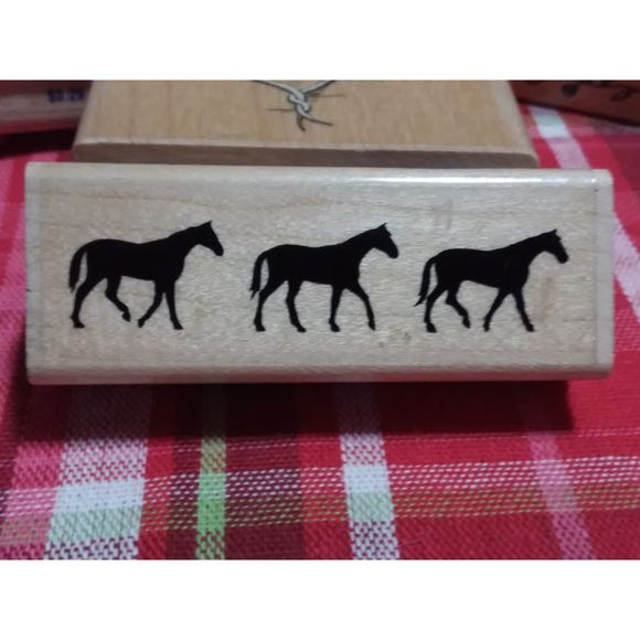 Stampabilities Horse Line DR 1020 Wood Rubber Stamp Equine 2002/Y2K Vtg Retired - Picture 1 of 4